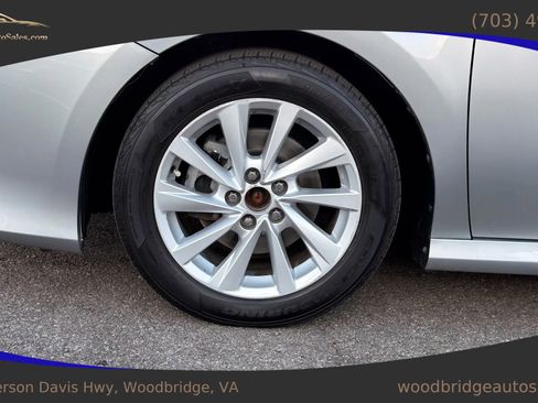 Used 2022 Toyota Camry LE image 30