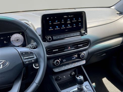 Used 2023 Hyundai Kona Limited AWD/4WD image 9