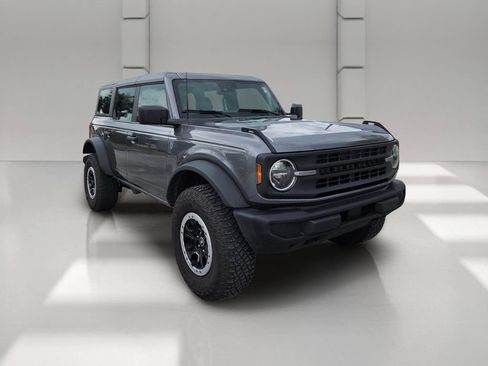 Used 2023 Ford Bronco 4-Door w/ Sasquatch Package AWD/4WD image 2