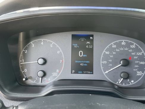 Used 2024 Toyota Corolla LE FWD image 28