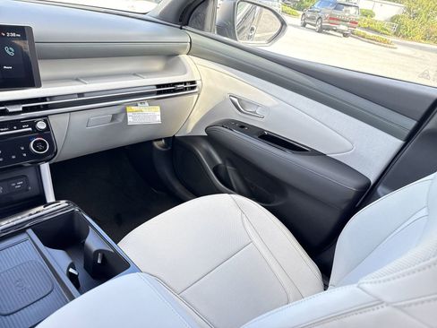New 2026 Hyundai Tucson Limited image 14