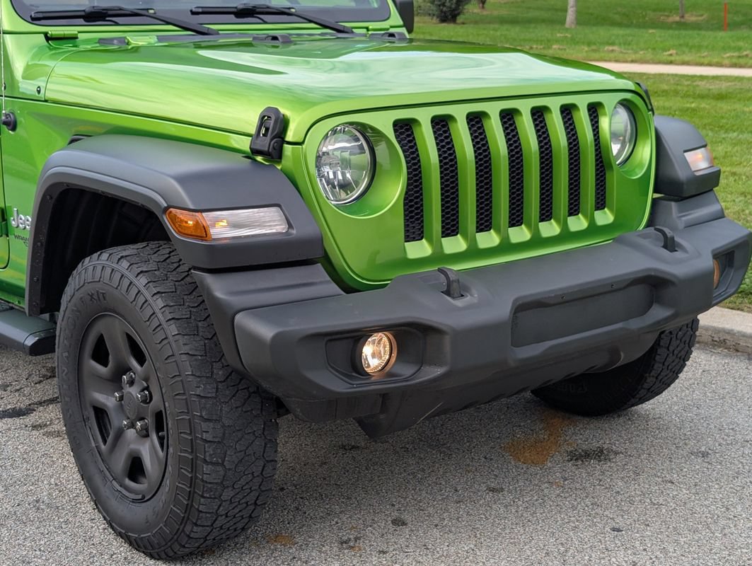Used 2018 Jeep Wrangler Sport AWD/4WD image 13