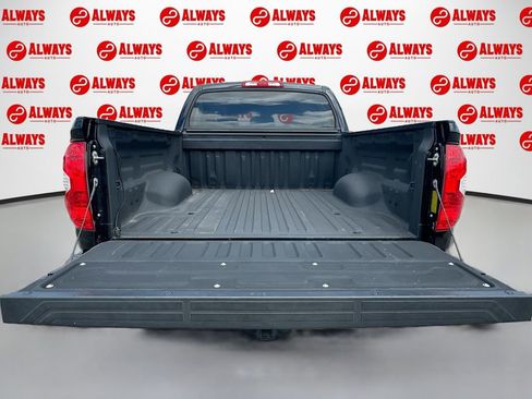Used 2018 Toyota Tundra SR5 w/ SR5 Upgrade Package RWD image 28