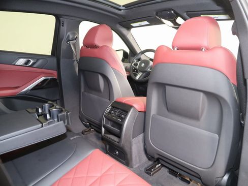 Used 2024 BMW X6 xDrive40i image 15