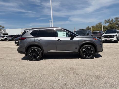 New 2026 Nissan Rogue Dark Armor image 4
