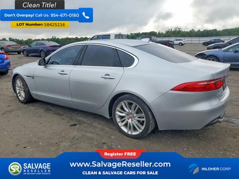 Used 2018 Jaguar XF Prestige RWD image 3