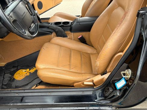 Used 1995 MAZDA MX-5 Miata RWD image 32