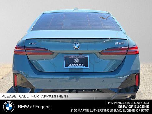 Used 2024 BMW 530i xDrive w/ M Sport Package AWD/4WD image 4