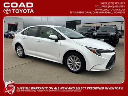 Certified 2024 Toyota Corolla LE image 1