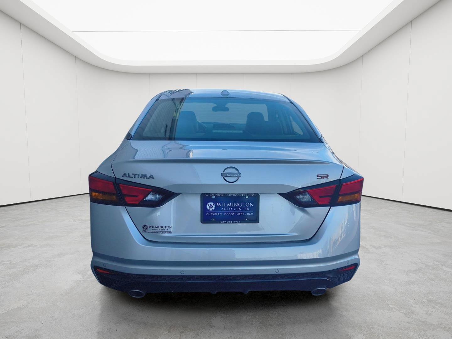 Used 2025 Nissan Altima 2.5 SR FWD image 35