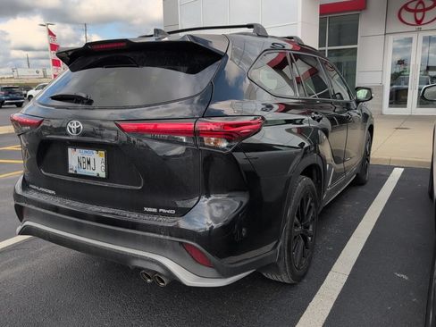 Used 2023 Toyota Highlander XSE AWD/4WD image 7