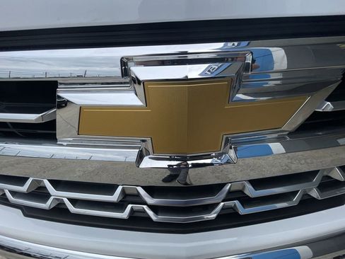 Used 2025 Chevrolet Silverado 1500 LTZ AWD/4WD image 29