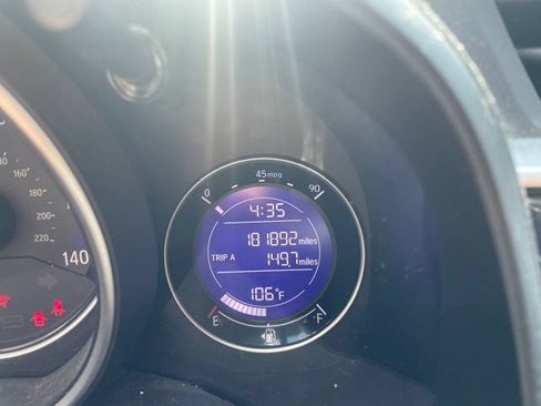 Used 2015 Honda Fit LX image 4