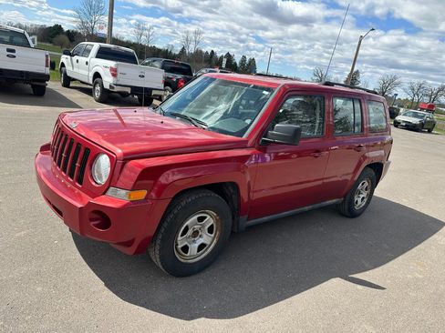 Used 2010 Jeep Patriot Sport w/ PWR Equipment Group AWD/4WD image 6