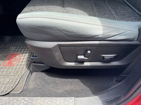 Used 2019 RAM 1500 Big Horn image 35