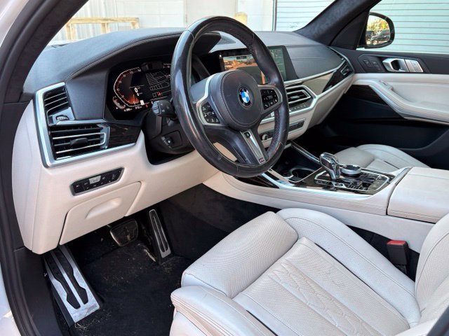 Used 2021 BMW X7 xDrive40i w/ M Sport Package AWD/4WD image 8