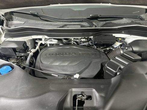Used 2023 Honda Passport TrailSport image 9