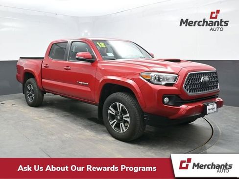 Used 2018 Toyota Tacoma TRD Sport w/ Technology Package image 1