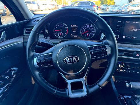 Used 2021 Kia K5 EX image 10
