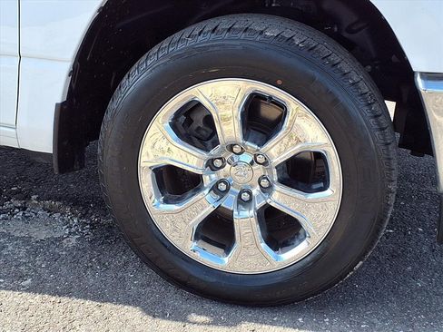 Used 2023 RAM 1500 Big Horn image 9