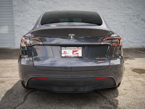 Used 2023 Tesla Model Y Long Range image 14