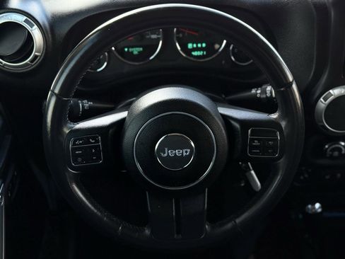 Used 2014 Jeep Wrangler Unlimited Sahara w/ Max Tow Package image 17