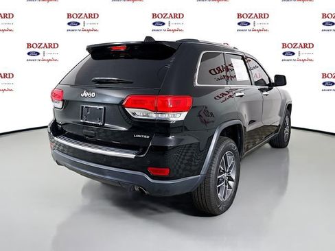 Used 2017 Jeep Grand Cherokee Limited image 8