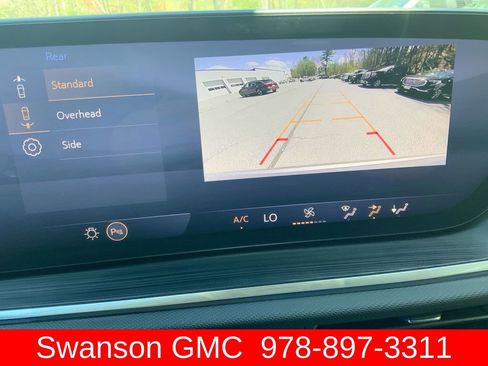 Used 2025 Buick Envision Preferred AWD/4WD image 15