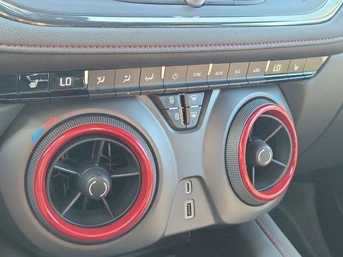 Used 2023 Chevrolet Blazer RS AWD/4WD image 33