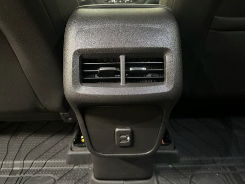 Certified 2024 Chevrolet Equinox LT w/ LPO, Floor Liner Package image 31