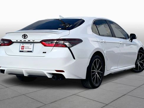 Used 2023 Toyota Camry SE image 12