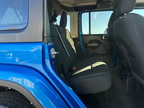 Used 2021 Jeep Wrangler Unlimited Sport image 30