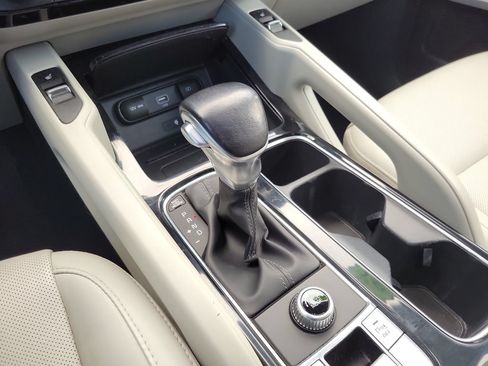 Used 2022 Kia Telluride S FWD image 28