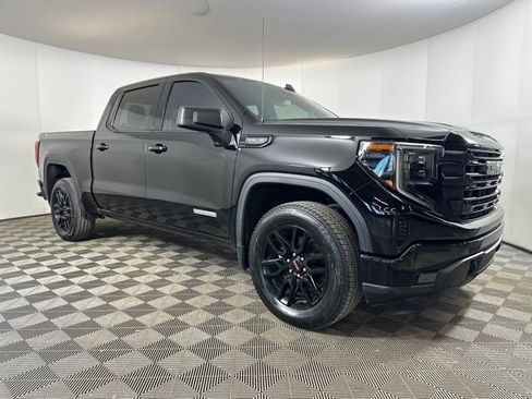 Used 2023 GMC Sierra 1500 Elevation w/ X31 Off-Road Package image 2
