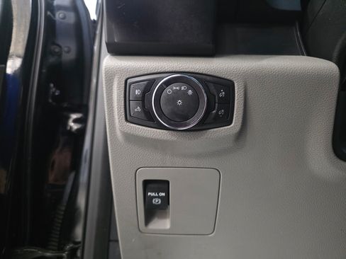 Used 2018 Ford F150 XL w/ Equipment Group 101A Mid AWD/4WD image 14