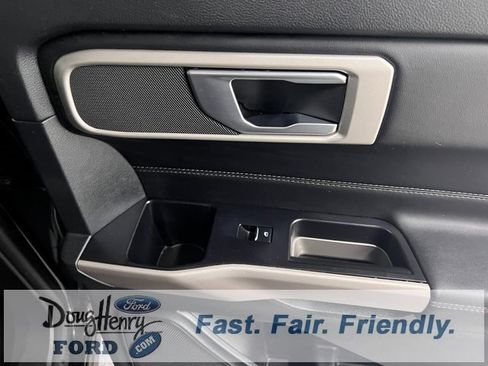 Used 2023 Ford Explorer XLT w/ Equipment Group 202A image 34