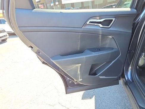 New 2026 Kia Sportage LX w/ LX Convenience Package AWD/4WD image 18