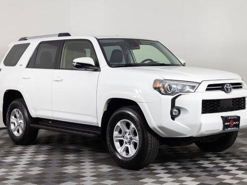 Used 2024 Toyota 4Runner SR5 Premium AWD/4WD image 11