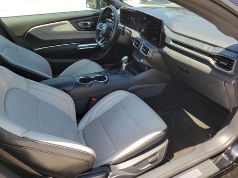 Used 2024 Ford Mustang Premium image 11