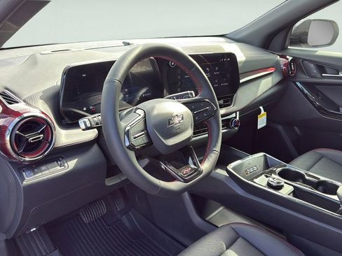 New 2026 Chevrolet Equinox RS w/ LPO, Floor Liner Package image 22