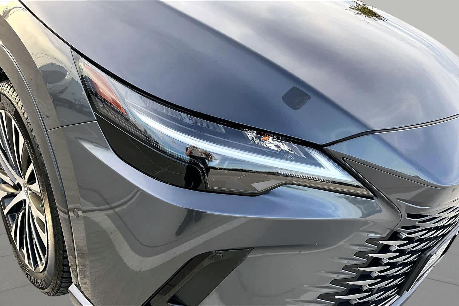 Used 2024 Lexus RX 350 Premium Plus w/ Convenience Package FWD image 23