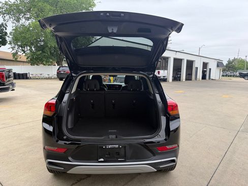 Used 2024 Buick Encore GX Preferred FWD image 34
