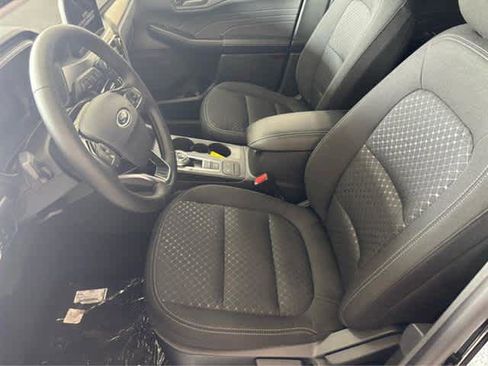 New 2025 Ford Escape Active w/ Cold Weather Package image 15