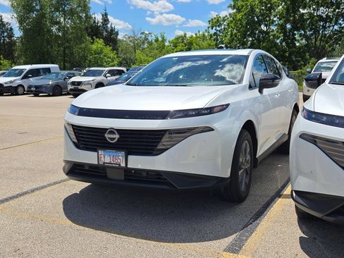 Used 2025 Nissan Murano SL AWD/4WD image 3