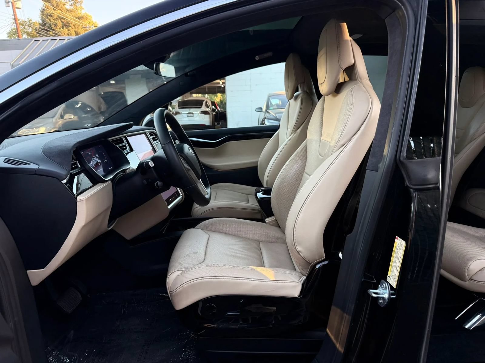 Used 2016 Tesla Model X 75D AWD/4WD image 12