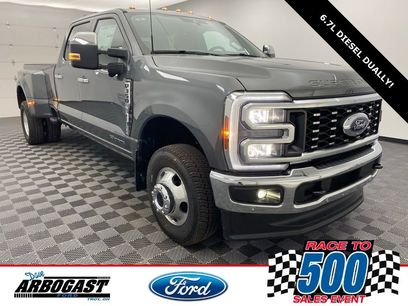 New 2025 Ford F350 Lariat w/ Lariat Ultimate Package