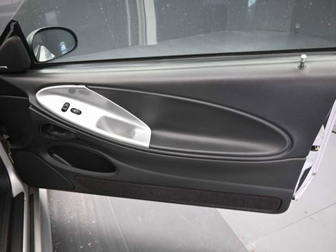 Used 2000 Ford Mustang GT image 12