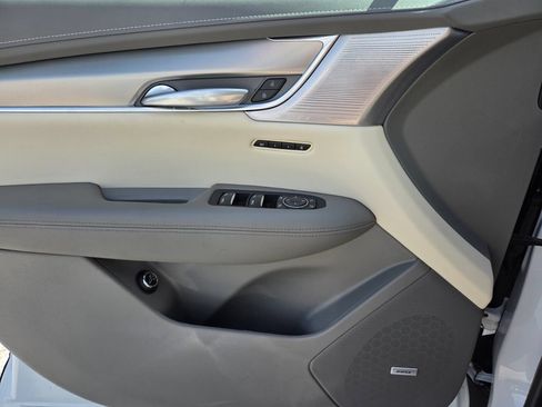 Used 2024 Cadillac XT5 Premium Luxury FWD image 23