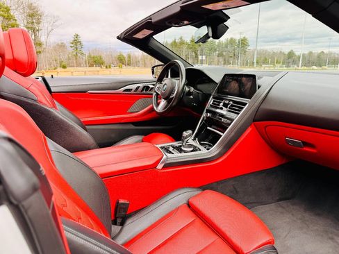 Used 2020 BMW M850i xDrive Convertible image 12