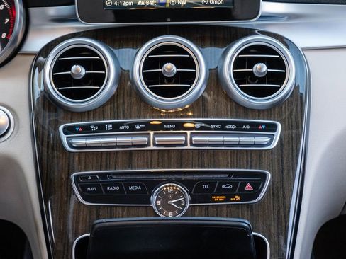 Used 2015 Mercedes-Benz C 300 Sedan image 20